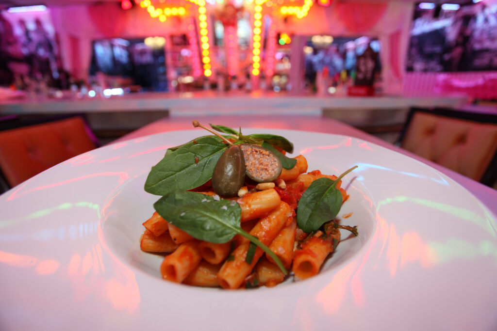 Klassische Deutsche Küche Mitten in 10 IMG 5499