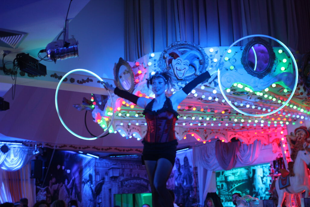 Cocktail Bar 1920 style 8 0 7