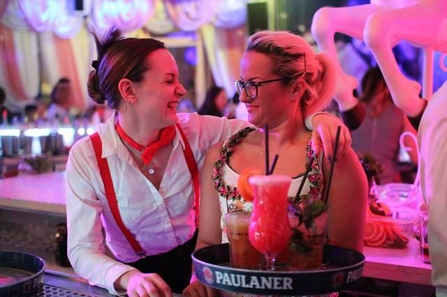 Service Personal gesucht 4 Fotos Wilde Matilde Party Bar Berlin Eventlocation Berlin 08.04.2022 und 09.04.2022 000 2