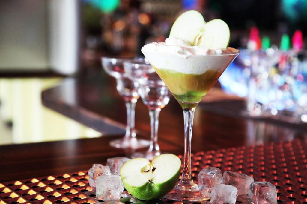 Cocktail Bar direkt in Mitte Berlin 7 18