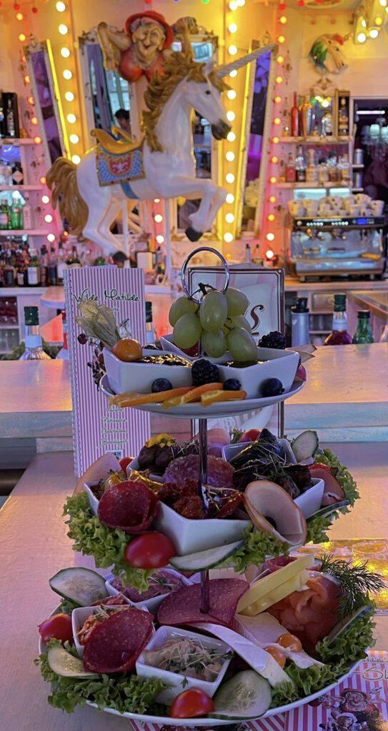 69ff0395 e1cf 416c b212 e25a283dffc2