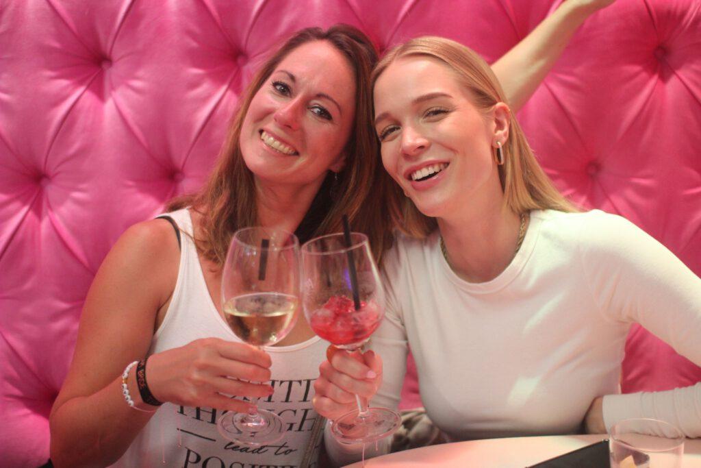 perfect girls night at the Nikolaiviertel 6 347439493 753523950032868 38572445496410140 n