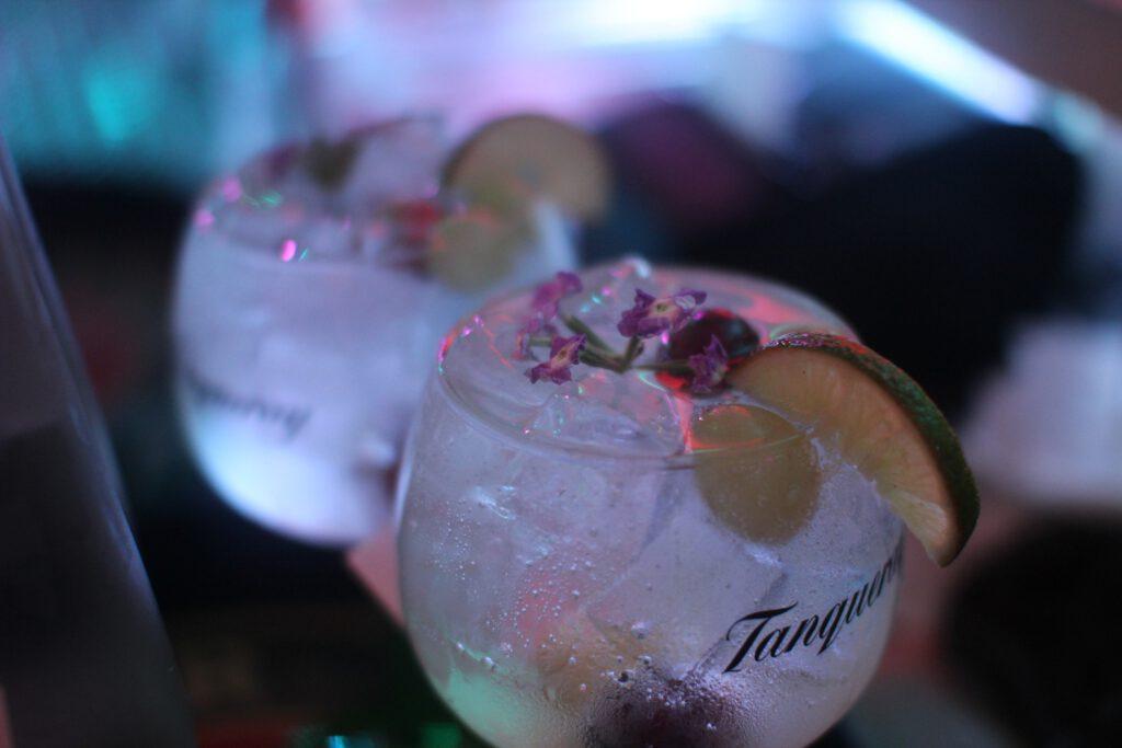 Cocktails drinking in Berlin 1 347412547 753525750032688 4199088427194135396 n