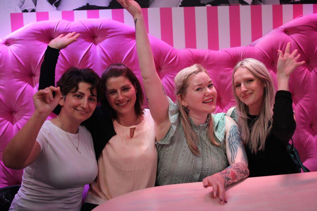 Mädelsabend in Berlin Mitte 2 445095307 969869818398279 9107642914355187284 n