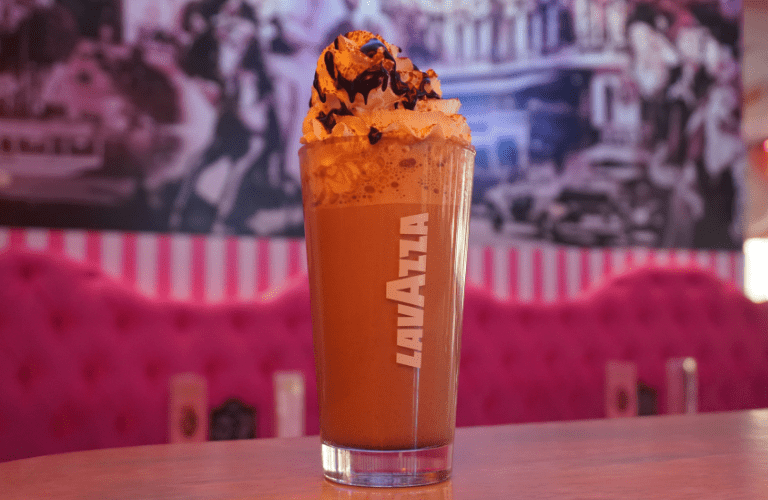 Frühstück in Berlin Mitte am Nikolaiviertel 7 Kaffee und Kuchen Galerie 4