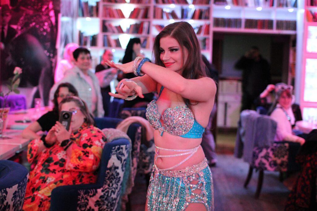 Varietéshow im Herzen Berlins 1 492027508 1225210569530868 4143442844847436856 n