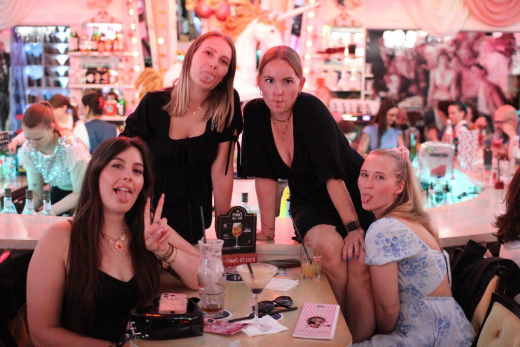 Mädelsabend im Nikolaiviertel Berlin 1 510526959 1275909941127597 8106031305849343597 n