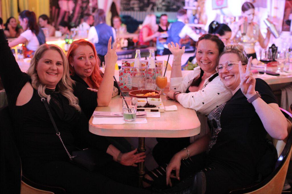 Mädelsabend in Berlin Mitte 6 514281024 1305131651538759 7544193134933124224 n