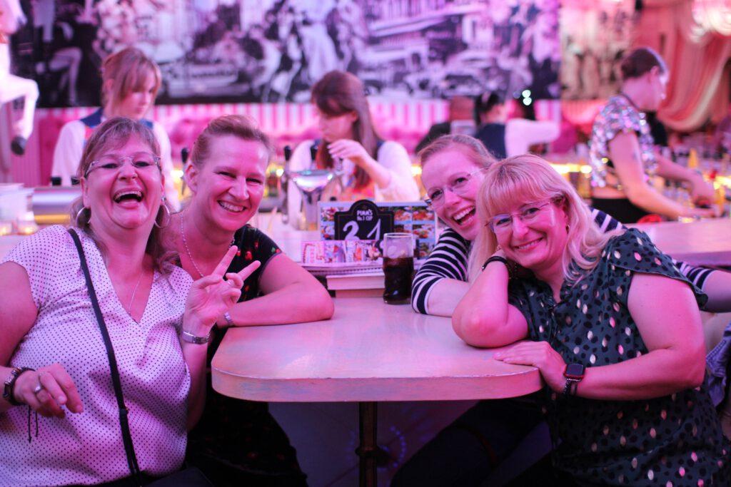 Mädelsabend feiern in Berlin Mitte 10 Mädelsabend in Berlin Mitte feiern gehen