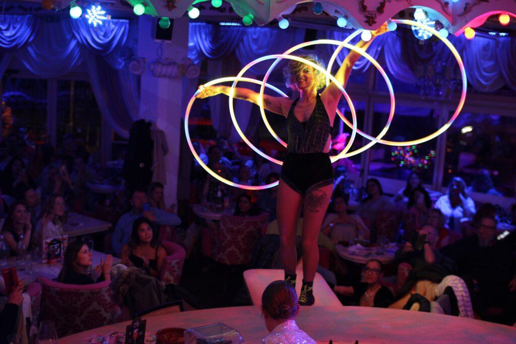 Varietéshow die begeistert in Berlin Mitte! 1 492085979 1225210012864257 8330332703289634192 n