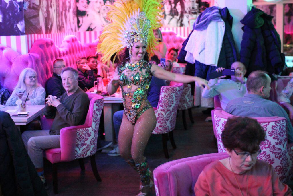 Mädelsabend in Berlins Mitte: Das ultimative Erlebnis im Nikolaiviertel