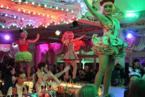 Freitagabend-Zauber: Erlebe die unvergessliche Weekend-Show in der Wilde Matilde!