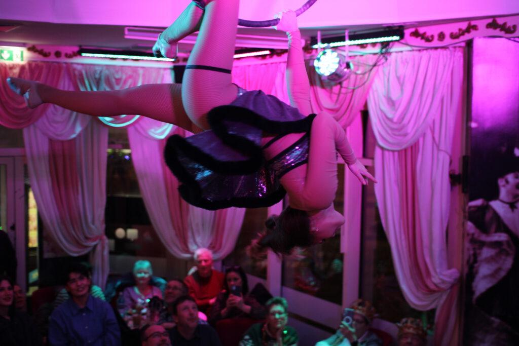 Mind-Blown Nights: Why Wilde Matilde's Shows Leave Guests Speechless & Amazed 1 Mind-Blown Nights: Why Wilde Matilde's Shows Leave Guests Speechless & Amazed