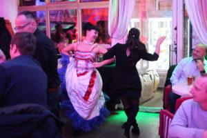 Wilde Matilde Show & Berliner Spezialitäten – Verhungert euer Berlin-Trip ohne DAS?