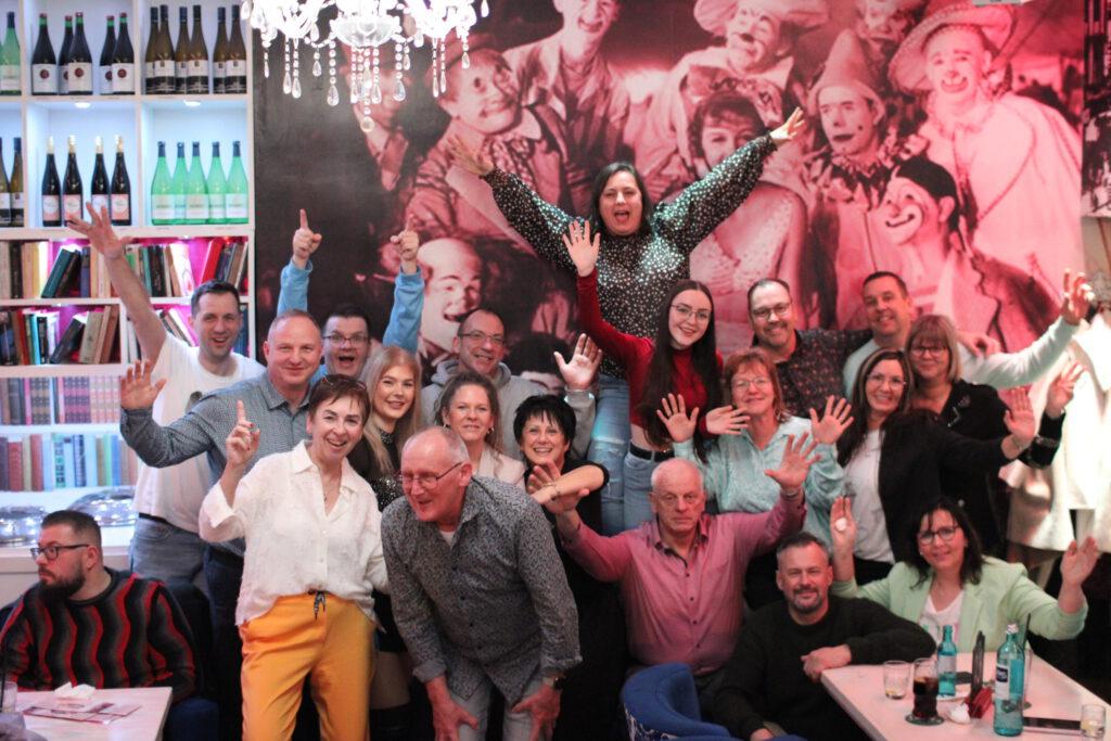 Revolutioniert eure Teamevents? Wilde Matilde Varieté Firmenevent; Revolutioniert eure Teamevents!