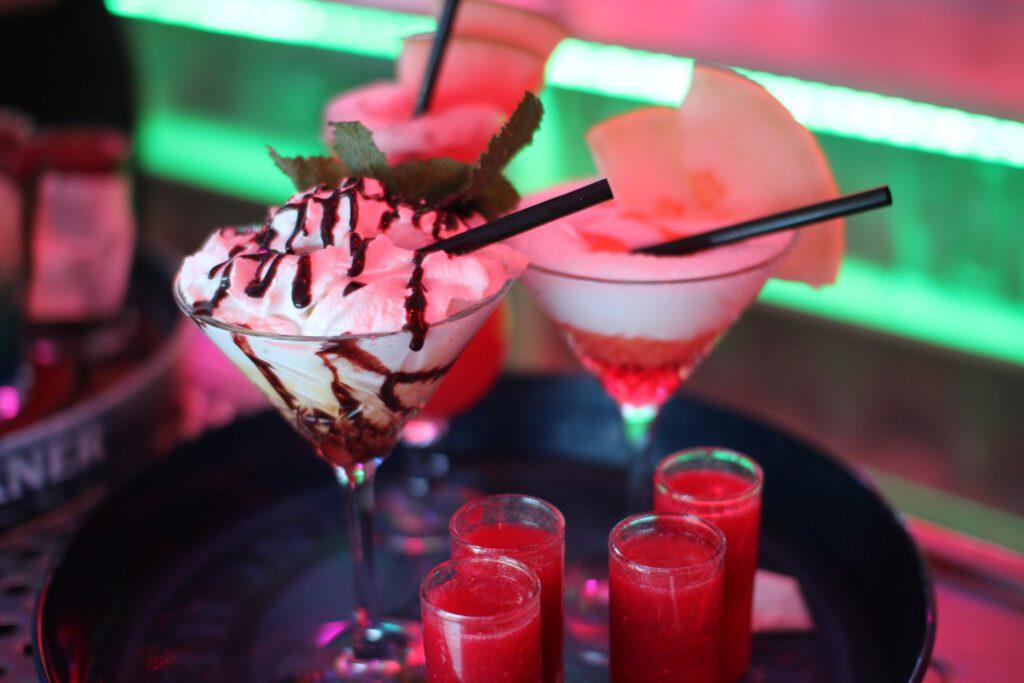 Nr.1 Cocktailkurs exklusiv für deine Crew und dich! 1 331939863 688624559672102 7903962432400921783 n