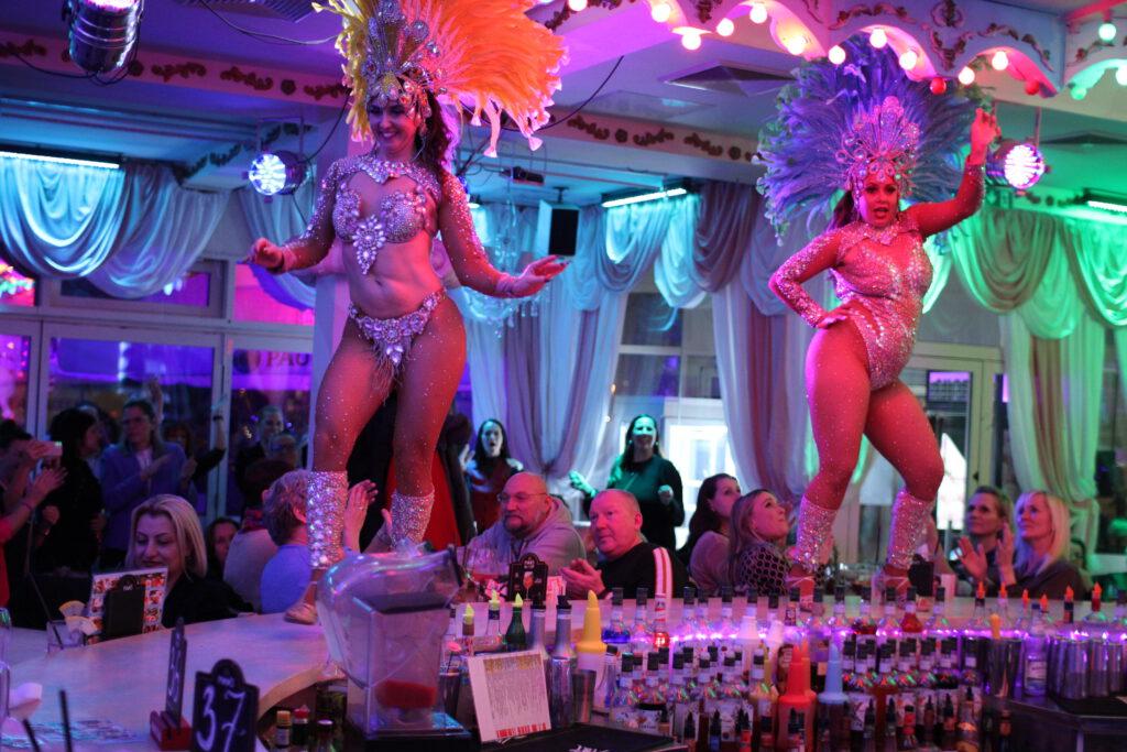 Samstagabend Unterhaltung in Berlin Erlebt Show und Varieté im Nikolaiviertel 5 00 13