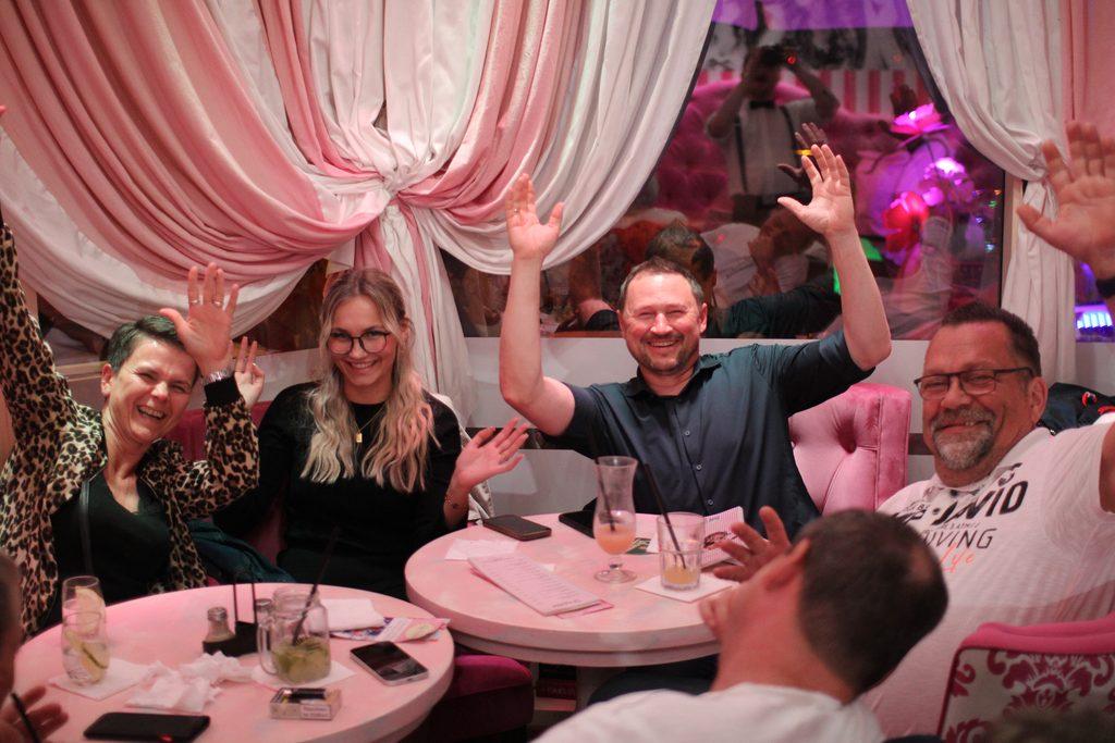 Teamevent Location Berlin Alexanderplatz: Bunter Teamgeist im Kiez 1 Die beste Teamevent Location Berlin ist die Wilde Matilde im Nikolaiviertel