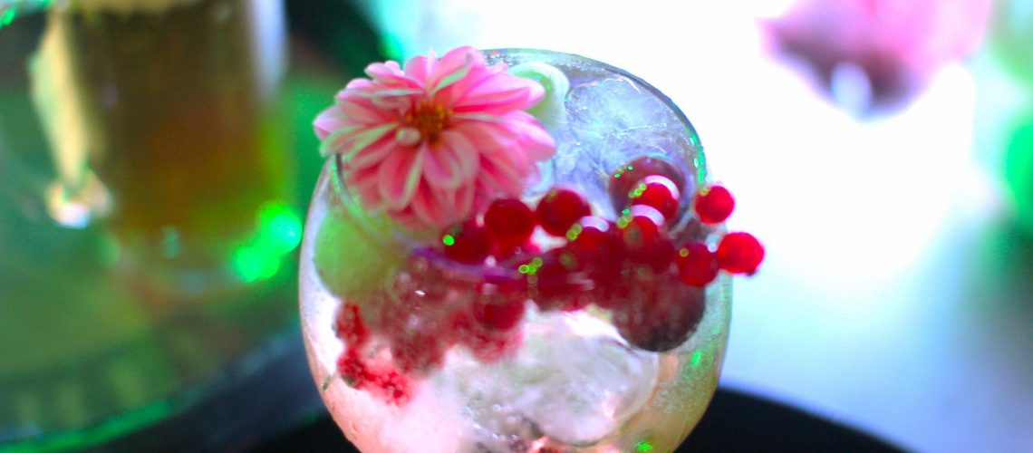 Wilde Matilde ist das angesagteste Deutsche Restaurant im Nikolaiviertel Berlin, Wilde Matilde ist gleichfalls die beste Bar in Berlin Nikolaiviertel mit Variete Show Dinner Bar, DIE Top Bar, JGA Berlin, Junggesellenabschied, Ticket, Gutscheine, Variete, Deutsches Restaurant, Eventlocation, Weihnachtsfeier, WildeMatildeberlin, Wildematilde, Carusel Bar, Karussellbar, Karussell Bar, Weihnachtsgeschenk, Restaurant, Bar, Eventlocation berlin, Frühstück, Brunch, Lunch Berlin, Café, Kaffee und Kuchen, Torte, Eis, Eiscafe, Mädelsabend, Junggesellenabschied Party in Berlin, Teamevent, Geburtstag, Firmenfeier, JGA, Variete, Terrasse, Biergarten, Cocktailbar, Patisserie, Konditorei, Junggesellenabschied Pakete, Geburtstag Paket, JGA Pakete, Firmenfeier, Firmen Paket, Geburtstags Frühstück, Event, Teamevents, Nikolaiviertel, DDR Essen, original berliner Currywurst, Mittag essen, DDR Mittag, Gin Menü, Gin Tasting, Cocktailkurs, Showgirls Berlin, Deutsche Küche, BestBarBerlin, Eventlocation, Kick Off Berlin, Brunch, Variete, BerlinBrunch, teamabend. Frühstücks Cafe, Geschenkidee, Wertgutschein, Gutscheine, Weihnachtsfeier, Firmenfeier, Tickets Berlin, Gutschein, Gutscheine in Berlin, Erlebnisse in Berlin, Restaurants für Gruppen Bars für Gruppen, Weihnachtsgutscheine, Incentivs, B2B, Gruppenevents, Erlebnisgutschein, Tickets, Geschenkgutschein, Geschenkidee, Geburtstagsgutschein, Glitzercappuccino, Bars, Breakfast, Original Berliner Currywurst, AfternoonTea , Torten, Ginbar, Gin Bar mieten, Cocktailbar mieten, Barkeeper mieten, Gutschein, Gutscheine in Berlin, Erlebnisse in Berlin, Weihnachtsgutscheine, JGA Angebote, Weniger anzeigen