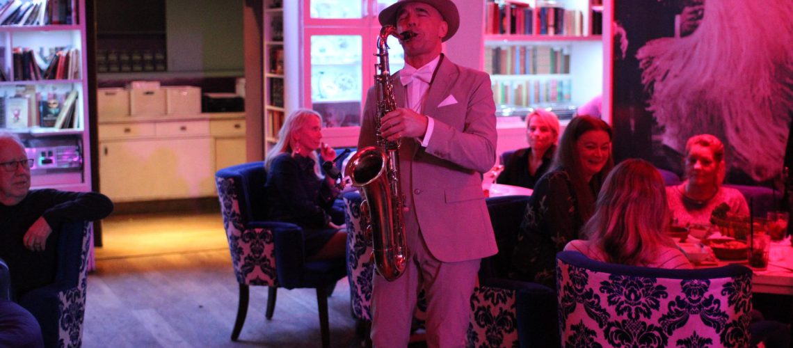 Varietéshow in Berlin Mitte feiert mit uns