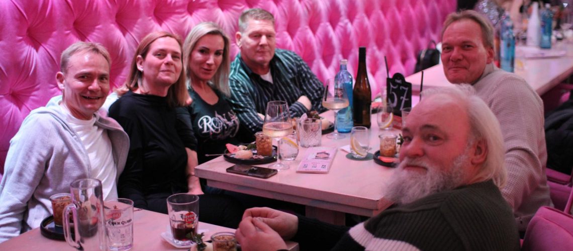 Varietéshow in Berlins Mitte perfekt für die Familienfeier